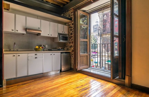 Historic Center Apartment | 2BR historical suite w/BALCONIES TO THE CATHEDRAL. Great for families