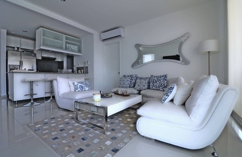 La Boquilla Apartment | 2BR Luxury Beachfront with Direct Beach Access