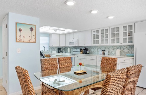 Avon By The Sea Condo | 2BR Sleeps 6 Beachfront Condo Poolfront BBQ Steps to Beach, the Pier and Dining