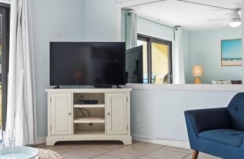 Avon By The Sea House | 2BR Sleeps 6 Poolfront BBQ Steps to Beach & Pier