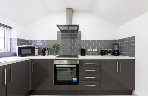Grangetown Apartment | 2Br | Smart TV | WiFi