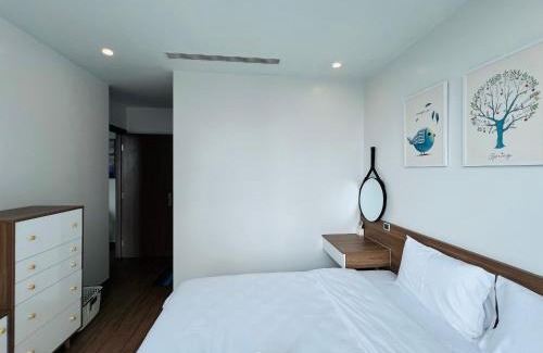 My Đinh Apartment | 2BR Vinhomes Skylake Near Korean Town