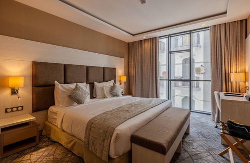 Hai El Moudjahiddine Hotel | 2H Hotel