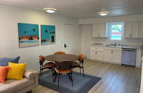 Lake City House | 2nd Floor, 2 Bedroom Condo, Sleeps 6