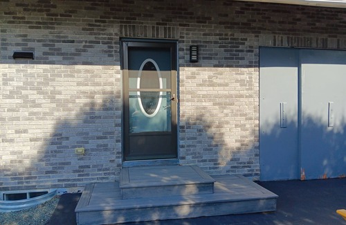 Newtonville House | 2nd floor space in riverfront home. Close to Saratoga Springs, Lake George. n