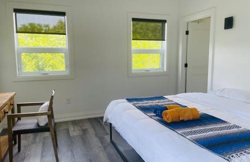 Chippawa Bed & Breakfast | 2nd Master King Suite with Private Balcony