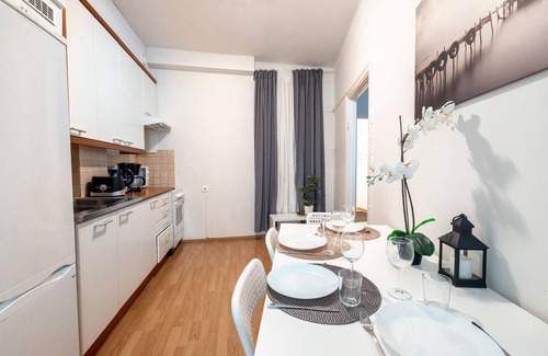 Hietalahti Apartment | 2ndhomes Kalevankatu Apartment