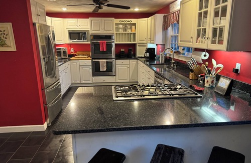 Mansfield Depot House | 3 Acre River Retreat Colonial Home with Entertainment Barn - 5 Minutes to UConn