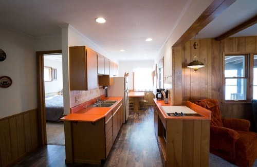 Woodruff Cottage | 3 BD Water Front Cottage! Spectacular Sunsets! Pets Welcome! SEPTEMBER SPECIAL!