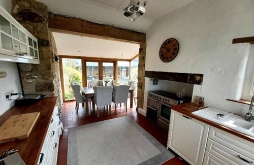 Sunderland Cottage | 3 Bed Cottage-Sleeps 6-Country Views-Pet friendly