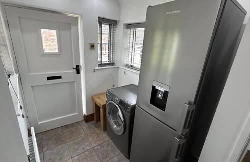 Cauldon Low Cottage | 3 Bed Cottage Alton Towers Chatsworth Polars Peaks