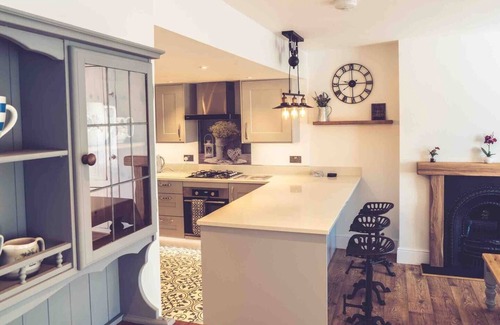 Newton Ferrers Cottage | 3-Bed Cottage-Plymouth-Dog friendly-Sleeps7