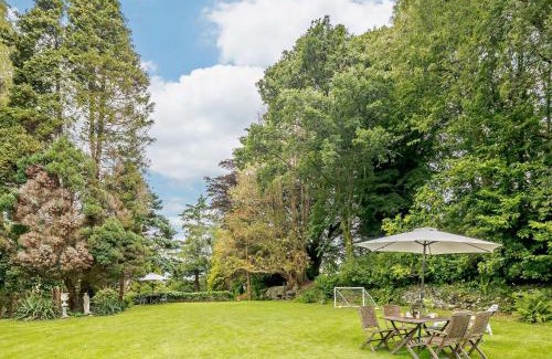 Machynlleth House | 3 Bed in Machynlleth 93080
