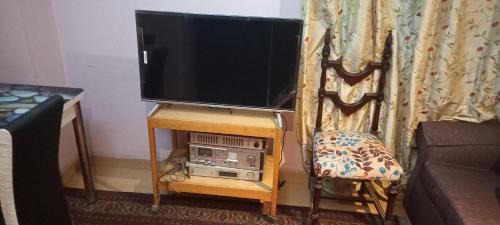 Agouza Apartment | 3 Bed Rooms Ac Fully Equipped flat in Mohandsseen Cairo