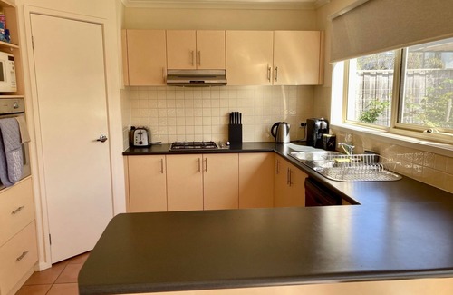Safety Beach Apartment | 3 bedrm 2 bathrm holiday unit. Minimum of 2 nights for bookings.