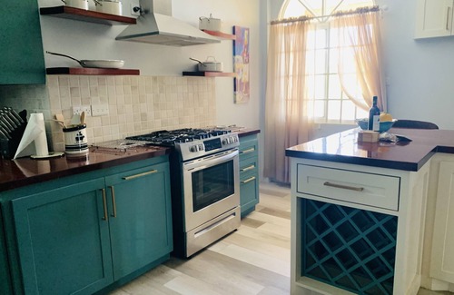 St. George's Villa | 3-bedroom & 2-bathroom luxury ocean view home - SUV included with booking