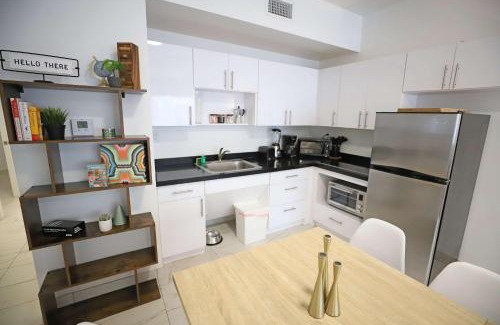 North Beach Apartment | 3 Bedroom 3 Bathroom Miami Beach Apartment
