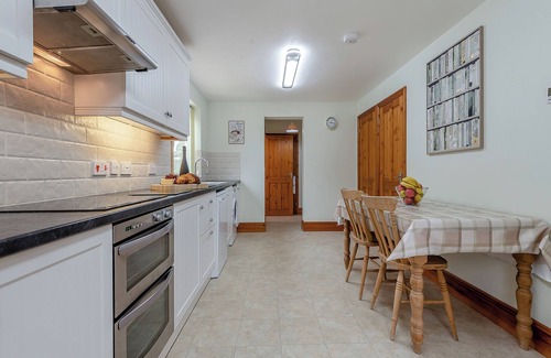 Woolland Cottage | 3 bedroom accommodation in Blandford Forum