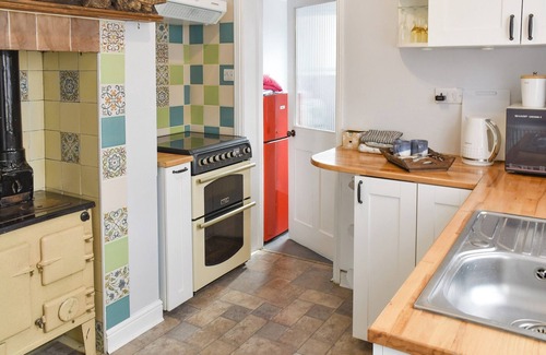 Caister-on-Sea Cottage | 3 bedroom accommodation in Caister-on-Sea