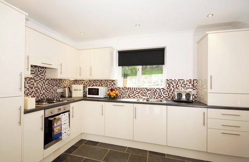 Milford Haven Cottage | 3 bedroom accommodation in Blackbridge, near Milford Haven