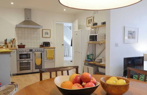 Bellanoch Cottage | 3 bedroom accommodation in Bellanoch, near Lochgilphead