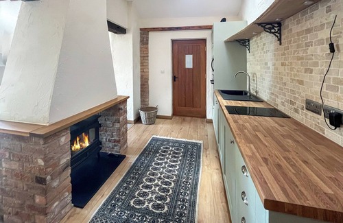 East Drayton Cottage | 3 bedroom accommodation in North Green