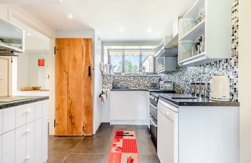 Pentrefelin Cottage | 3 bedroom accommodation in Trapp, near Llandeilo