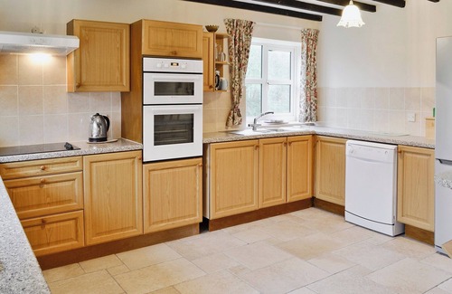 West Compton Cottage | 3 bedroom accommodation in Uploders, near Bridport