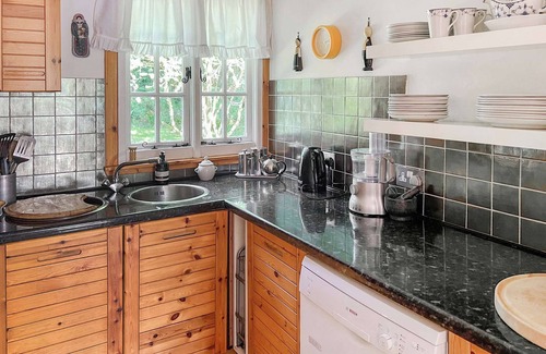 Isle of Arran Cottage | 3 bedroom accommodation in Whiting Bay