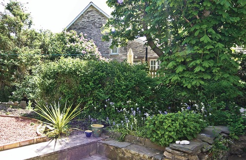 Tan-y-groes House | 3 bedroom accommodation in Llangrannog
