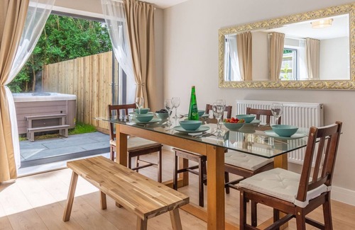 Peacehaven Cottage | 3 bedroom accommodation in Peacehaven