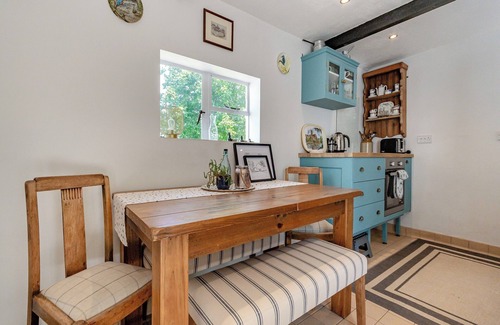Diglis Cottage | 3 bedroom accommodation in Worcester