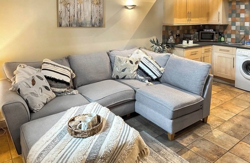 Over Haddon Cottage | 3 bedroom accommodation in Over Haddon, near Bakewell