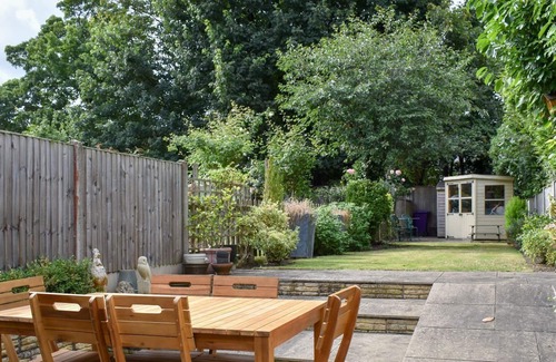 Hitchin Cottage | 3 bedroom accommodation in Hitchin