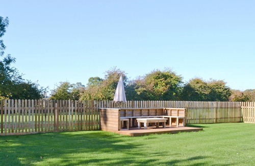 Spilsby Cottage | 3 bedroom accommodation in Holton Holgate, near Spilsby
