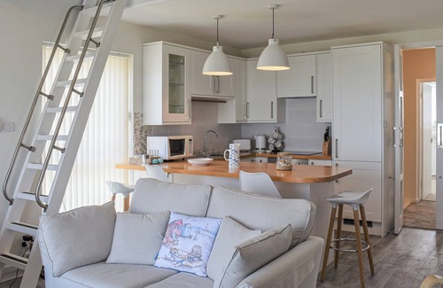 Deganwy Cottage | 3 bedroom accommodation in Deganwy, near Llandudno