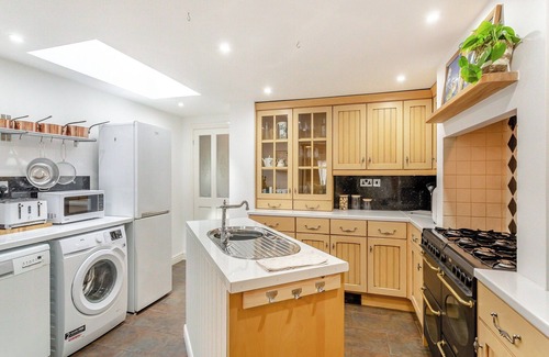 Rawcliffe Cottage | 3 bedroom accommodation in Rawcliffe, near Goole