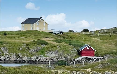 Smøla House | 3 Bedroom Amazing Home In Smøla