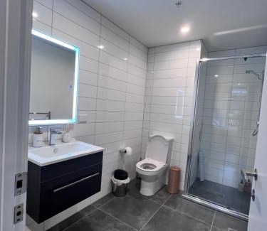 Epsom Apartment | 3 bedroom apartment in Newmarket