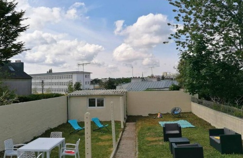 Downtown Apartment | 3-bedroom apartment with garden & veranda