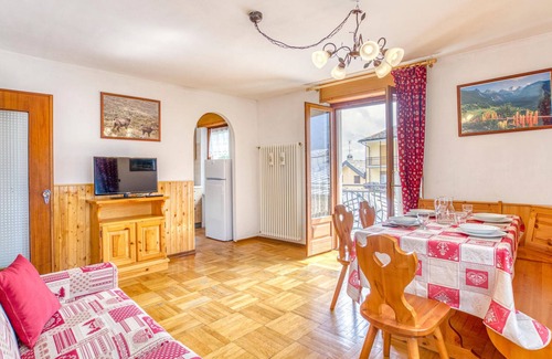 Brusson House | 3 bedroom awesome home in Brusson AO