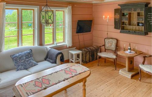 Viksoyri House | 3 Bedroom Beautiful Home In Vik I Sogn