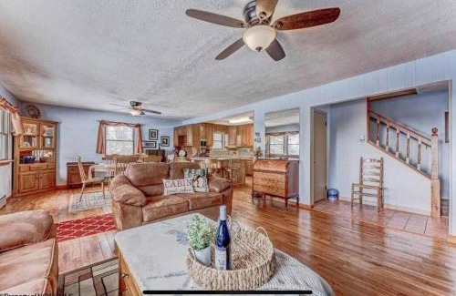 Terra Alta House | 3 Bedroom Cabin at Alpine Lake, near Deep Creek-WISP Resort