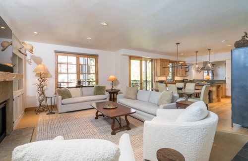 Elkhorn Village Condo | 3 Bedroom Condo, All on One Level! Grill and Sonos Speakers!