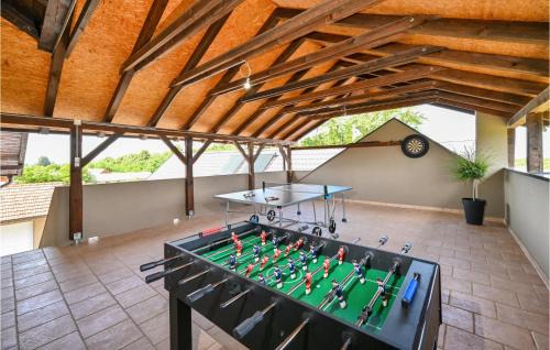 Bjelovar House | 3 Bedroom Cozy Home In Gornje Plavnice