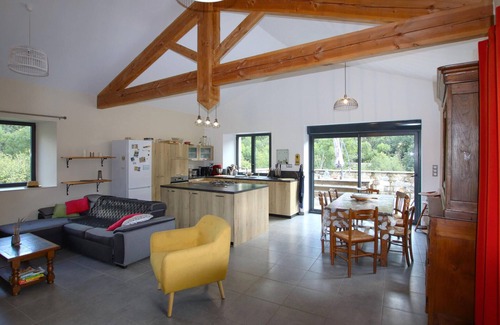 Mayres House | 3 bedroom cozy home in Mayres