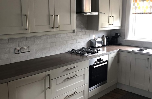 Omeath House | 3 Bedroom Home with Stunning Views of The Mourne Mountains and Carlingford Lough