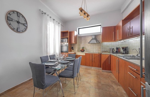 Koskinou House | 3-bedroom house in peaceful Ρόδος Κοσκινού with WiFi, AC