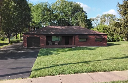 Mason House | 3-bedroom house in awesome Mason. 10 houses from Tennis Stadium entrance