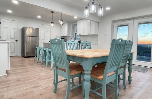 Boonsboro House | 3-bedroom house in charming Boonsboro with WiFi, AC, and a gorgeous view!